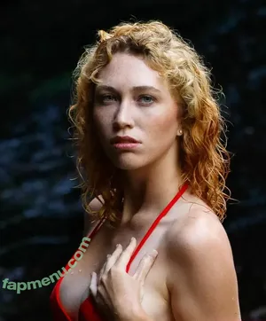 Red Dawn / Red_dawn88 / reddawn01 nude photo #0001