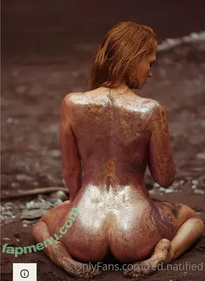  nude photo #0005