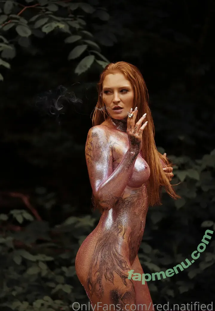 red.natified nude photo #0003 (red.natified)