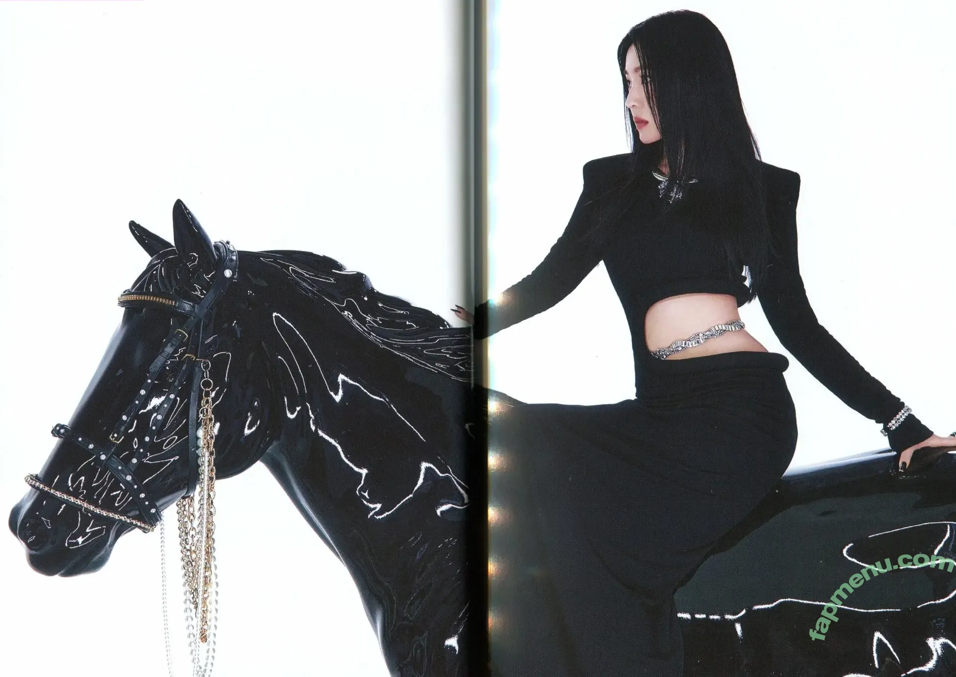 Red Velvet nude photo #0275 (Irene / renebaebae / thee_red_velvet)