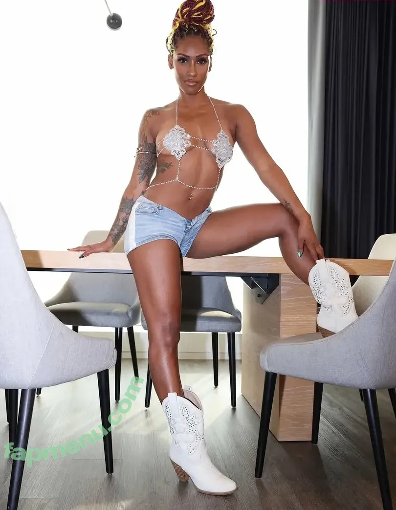 Red Velvet nude photo #0359 (Irene / redvelvet.smtown / thee_red_velvet)