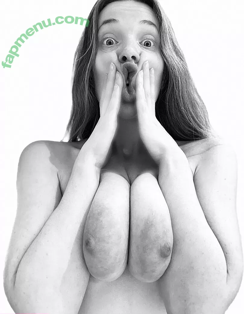 redbuns nude photo #0012 (redbuns)