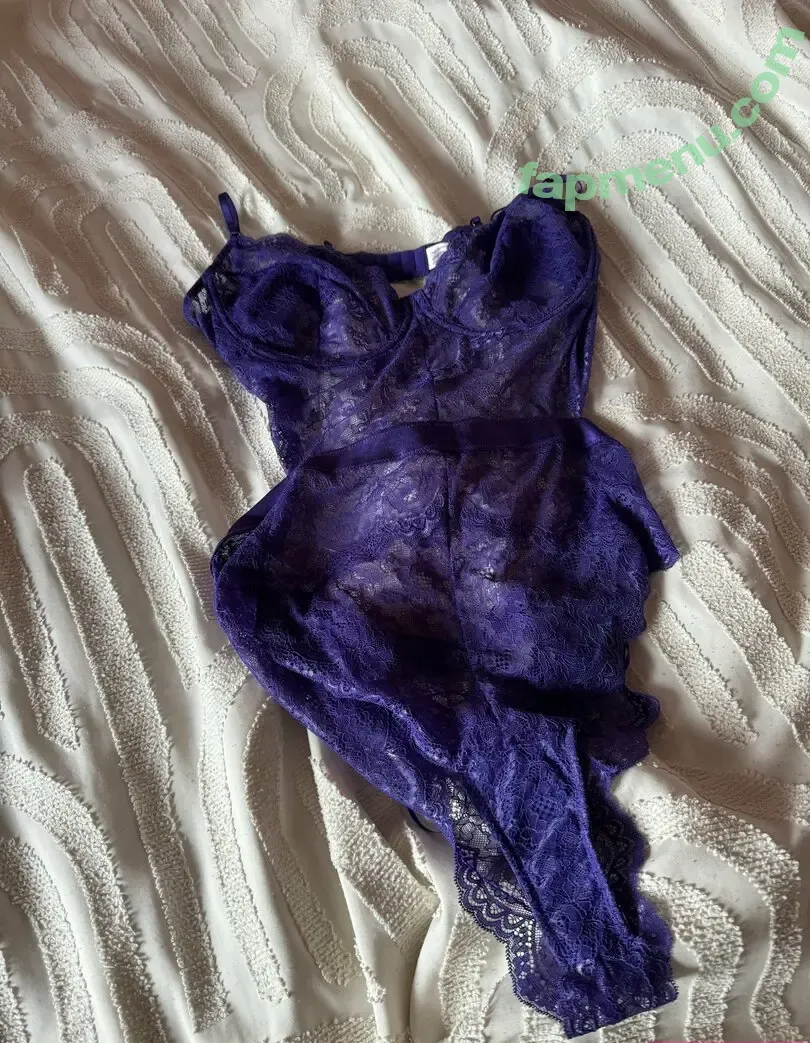 redcookielove nude photo #0019 (redcookielove)