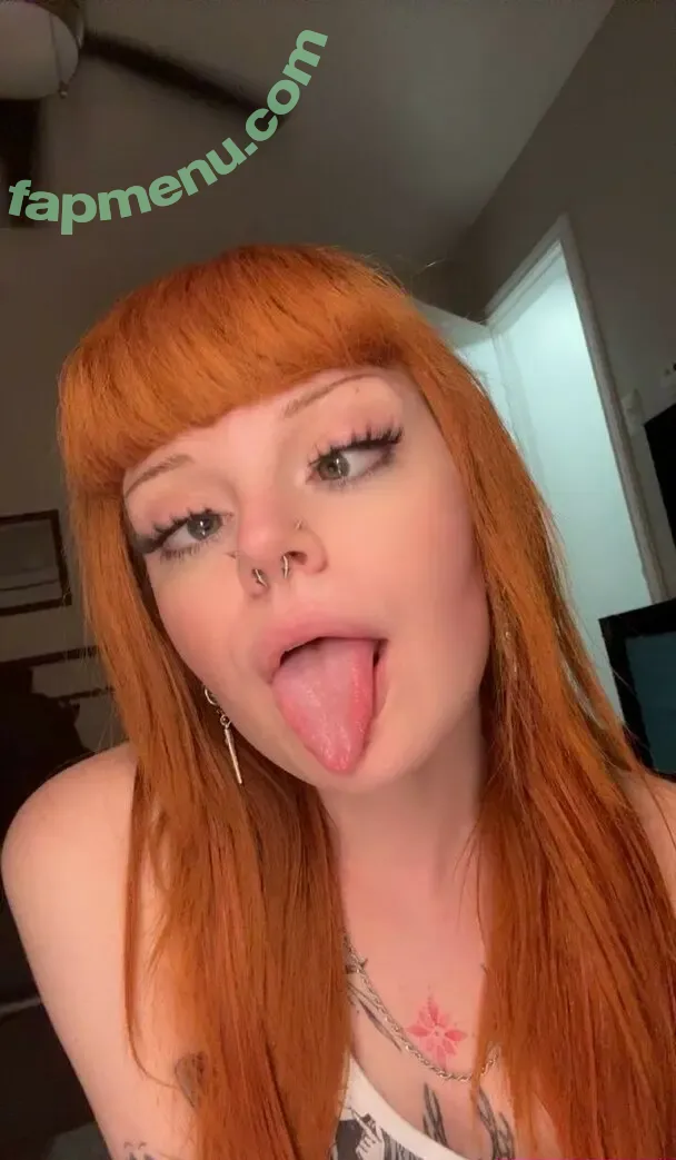 RedDuchess666 nude photo #0022 (RedDuchess666)