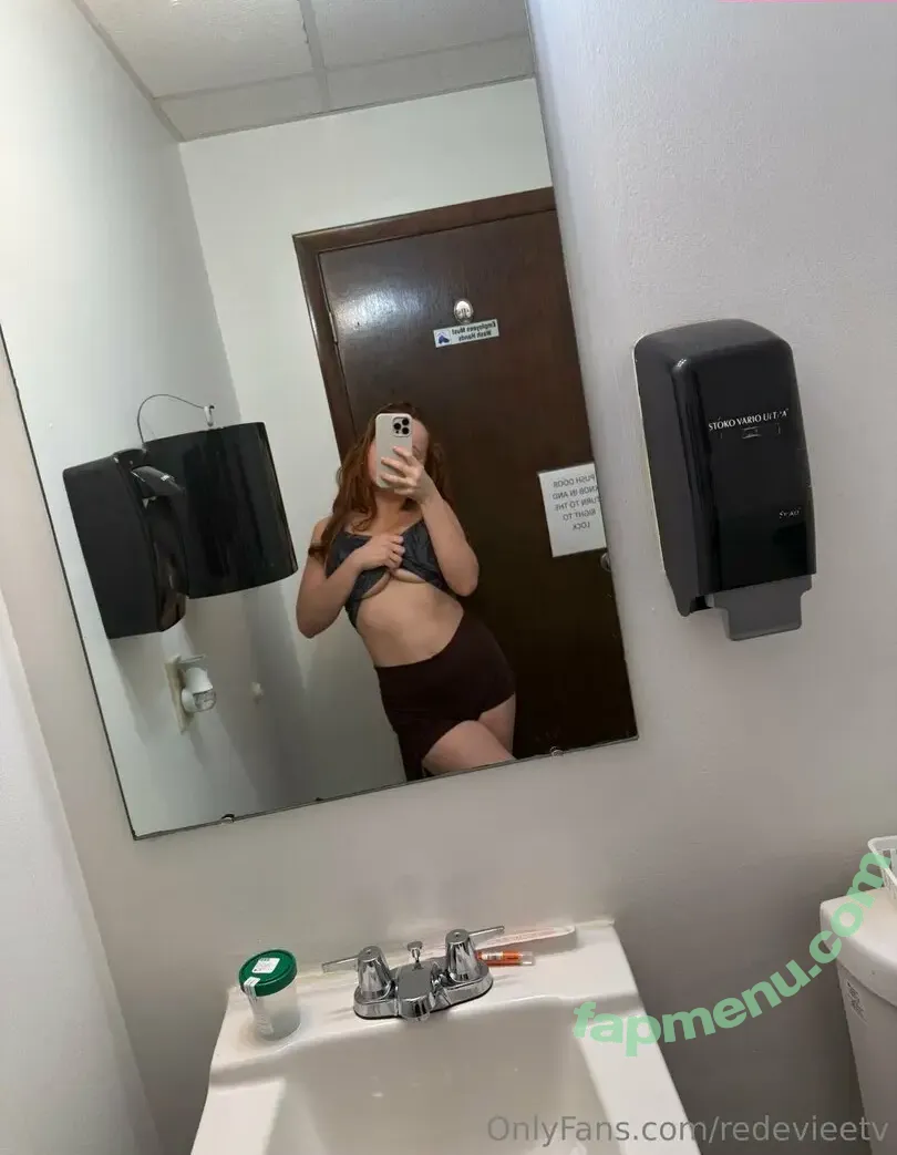redevieetv nude photo #0049 (red.eviee)