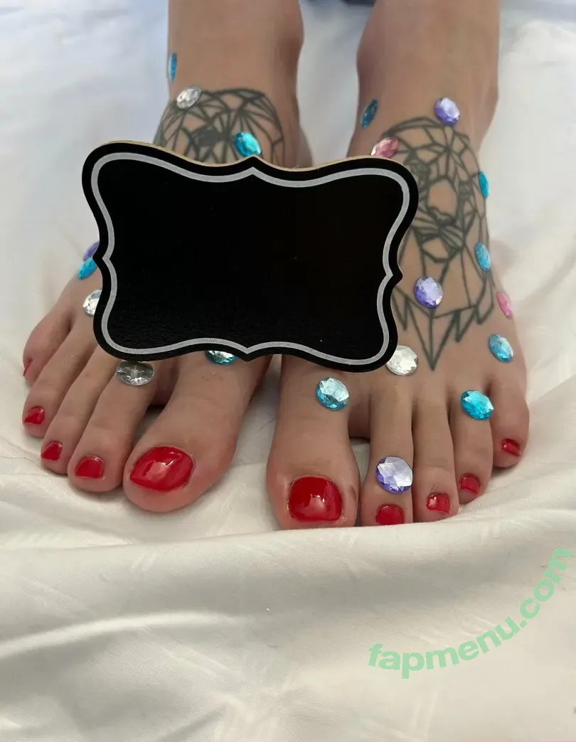 redfeetwildink nude photo #0019 (redfeetwildink)