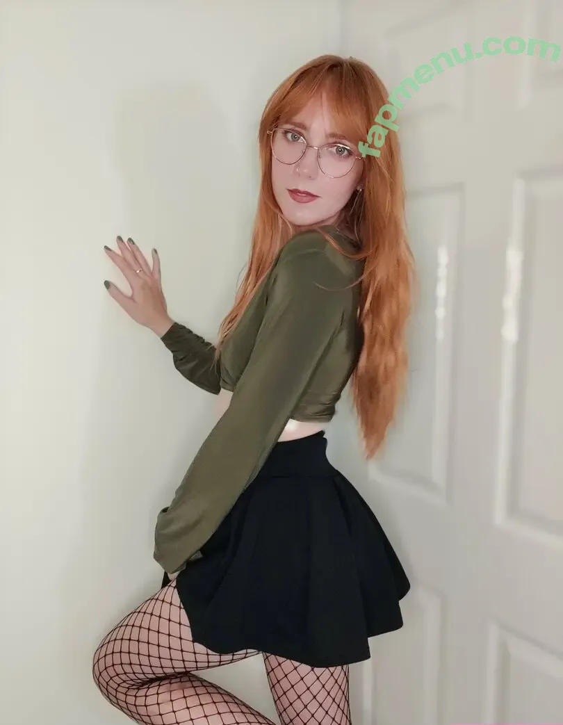 redhead_elle nude photo #0004 (redhead_elle_)