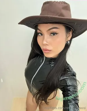  nude photo #0005
