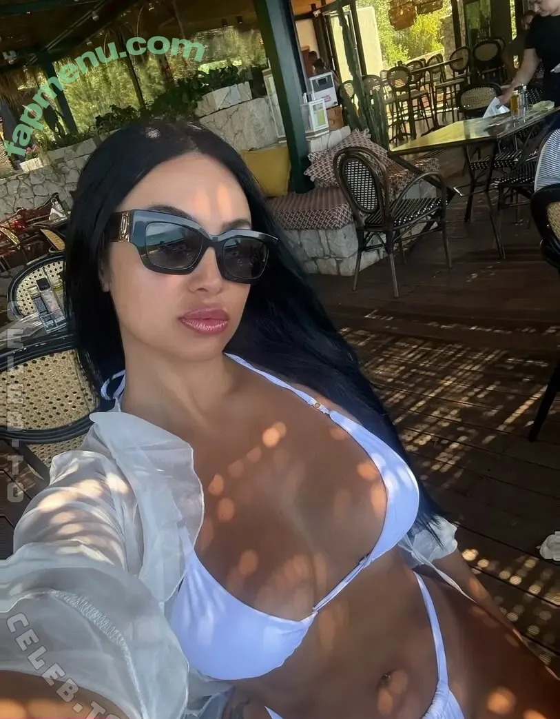 Redona Koci nude photo #0047 (redona_koci / u144359196)