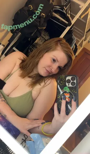 redsclassifieds / courtney.t8253 nude photo #0008