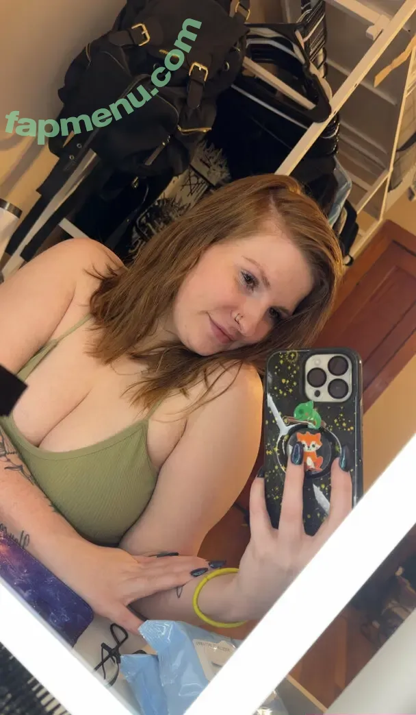 redsclassifieds nude photo #0008 (courtney.t8253)