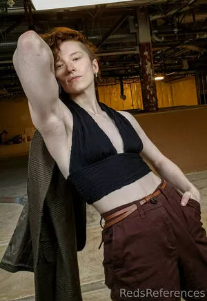 redsreferences / reddoodles2 / reddoodlesart nude photo #0023