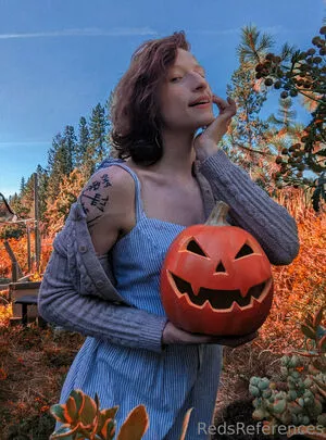 redsreferences / reddoodles2 / reddoodlesart nude photo #0138