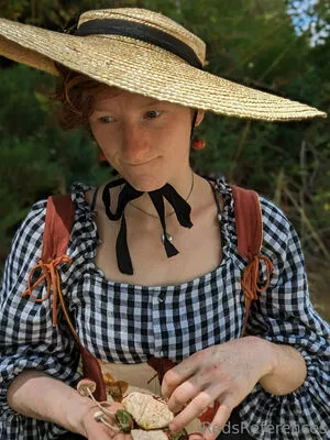 redsreferences / reddoodles2 / reddoodlesart nude photo #0165