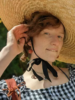 redsreferences / reddoodles2 / reddoodlesart nude photo #0166