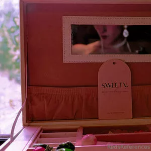 redsreferences / reddoodles2 / reddoodlesart nude photo #0168