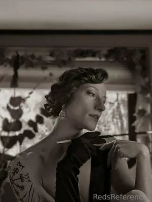 redsreferences / reddoodles2 / reddoodlesart nude photo #0179