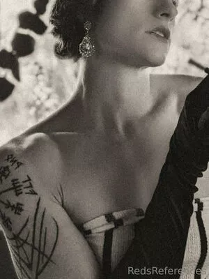 redsreferences / reddoodles2 / reddoodlesart nude photo #0182