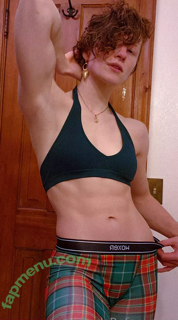 redsreferences nude photo #0001 (reddoodles2 / reddoodlesart)