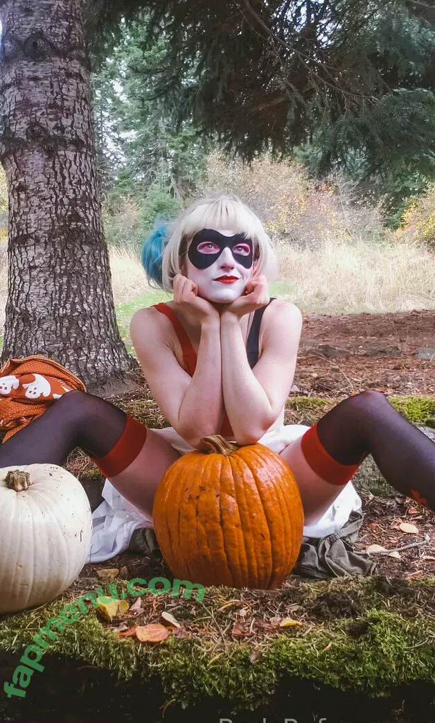 redsreferences nude photo #0005 (reddoodles2 / reddoodlesart)