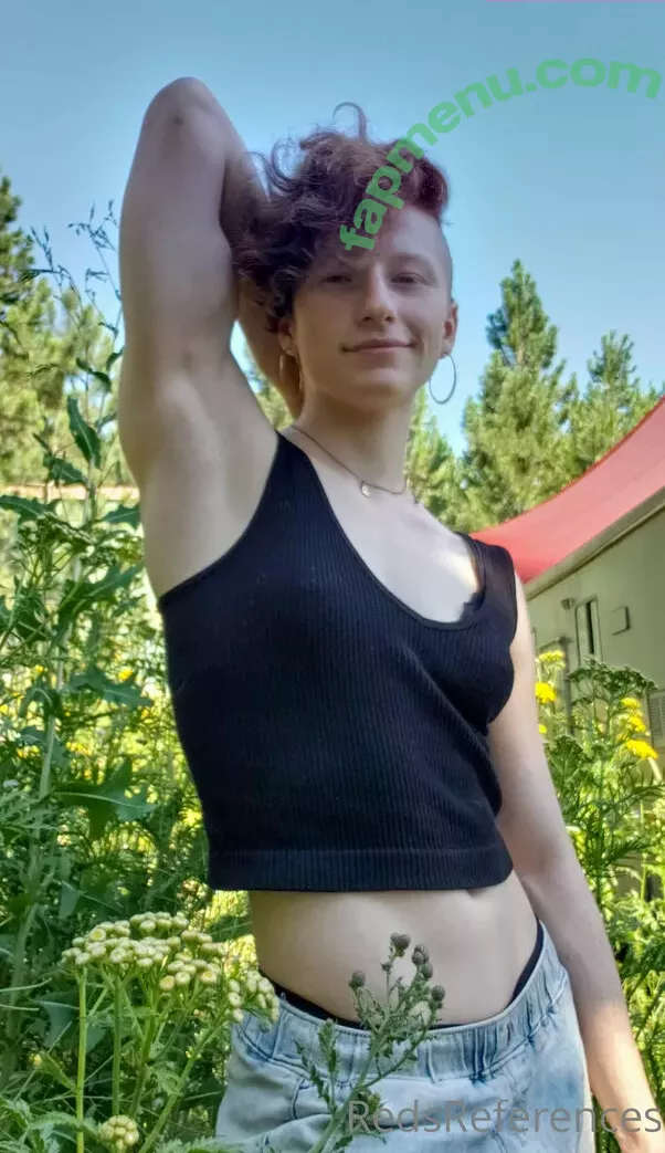 redsreferences nude photo #0013 (reddoodles2 / reddoodlesart)