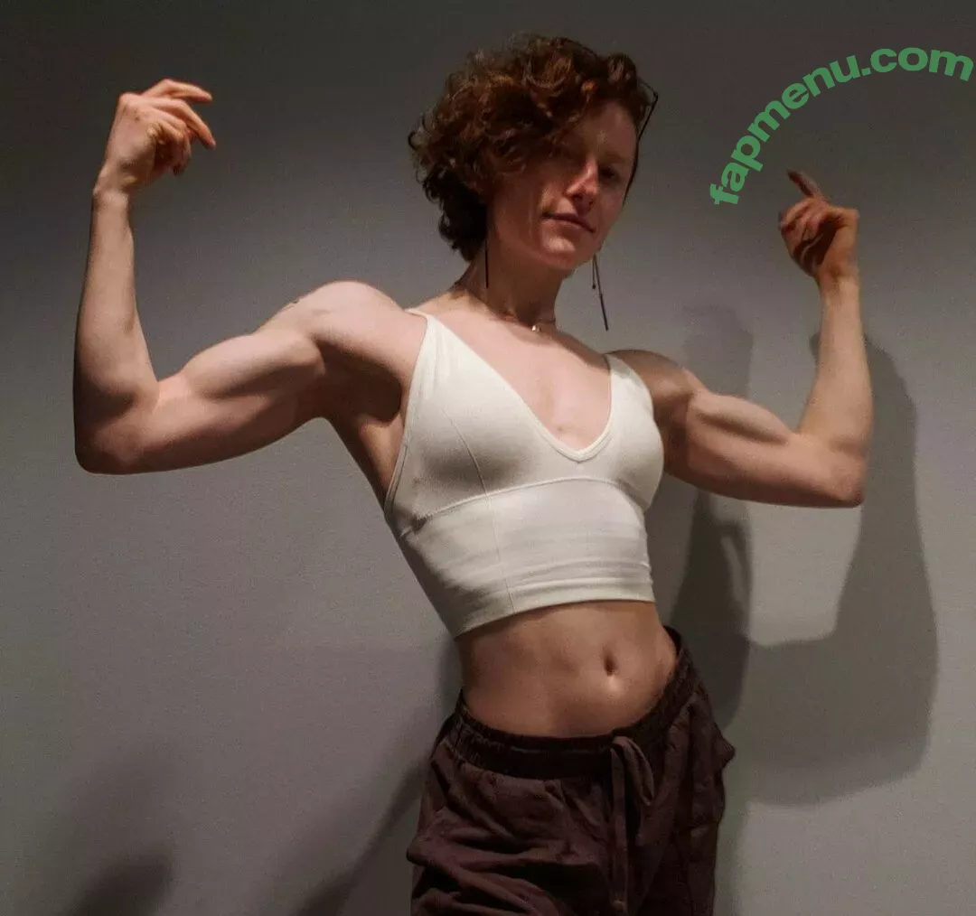 redsreferences nude photo #0047 (reddoodles2 / reddoodlesart)