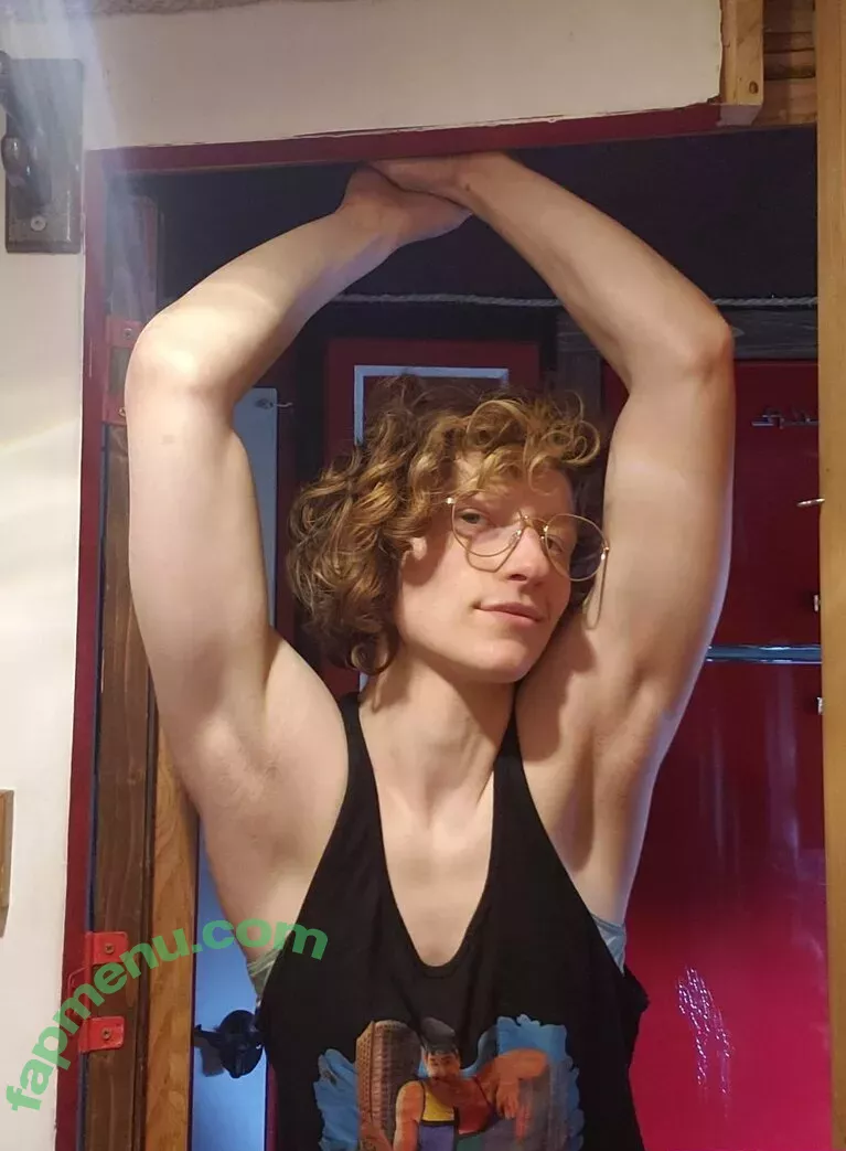 redsreferences nude photo #0054 (reddoodles2 / reddoodlesart)