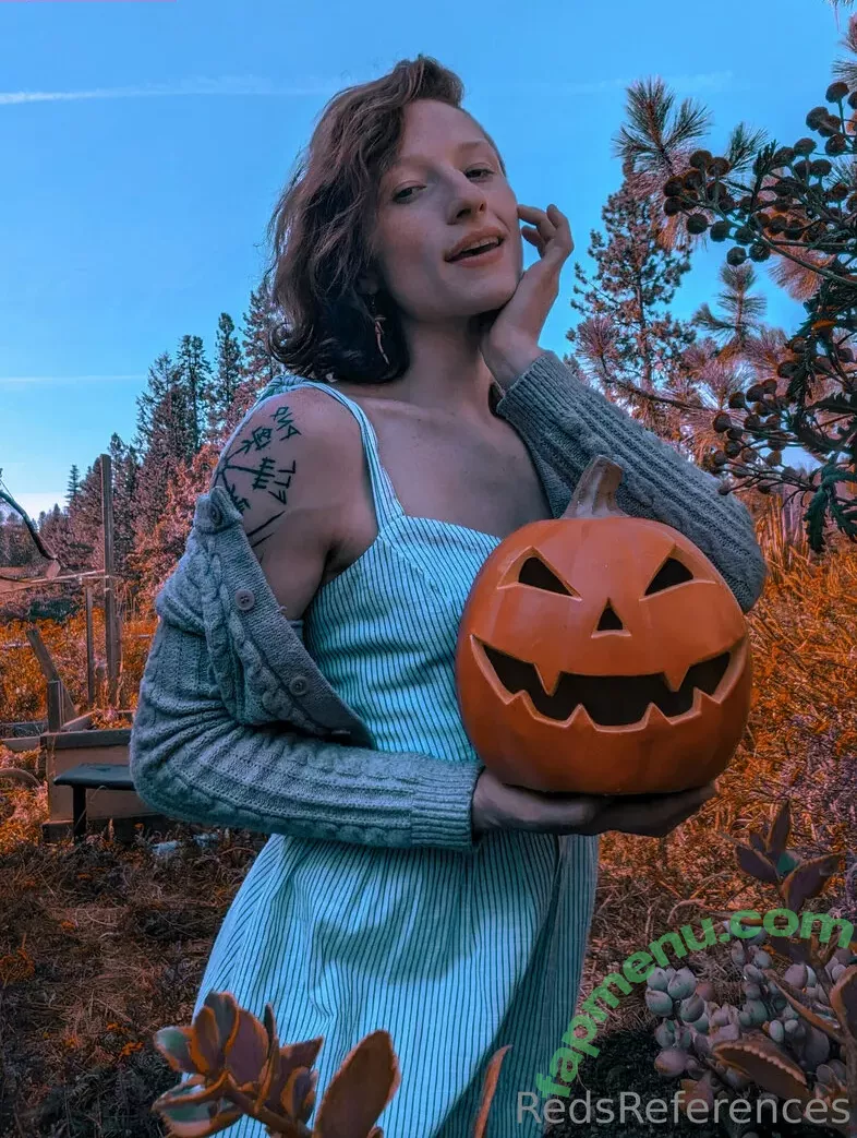 redsreferences nude photo #0134 (reddoodles2 / reddoodlesart)