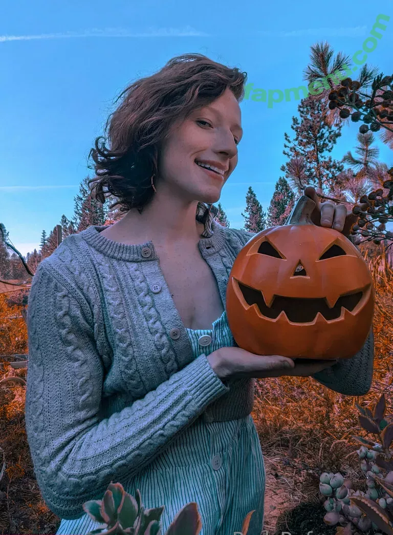 redsreferences nude photo #0137 (reddoodles2 / reddoodlesart)