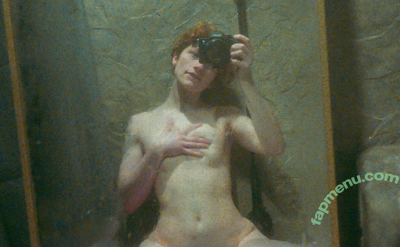 redsreferences nude photo #0458 (reddoodles2 / reddoodlesart)