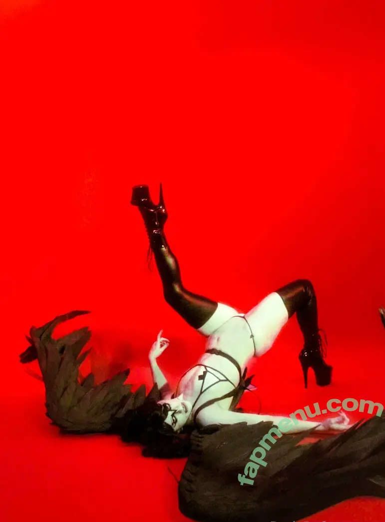 redsreferences nude photo #0502 (reddoodles2 / reddoodlesart)