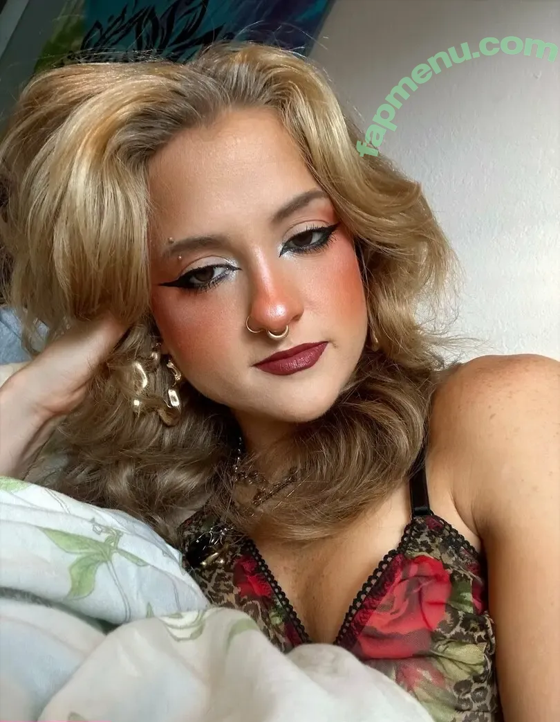 reedmylips nude photo #0031 (reedmylips)