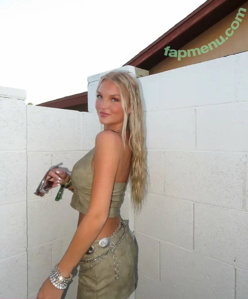Reese Johnson nude photo #0208 (reesejohnsonnn)
