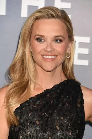 Reese Witherspoon / reesew / reesewitherspoon nude photo #0105