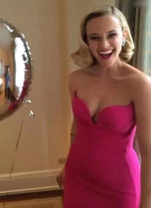 Reese Witherspoon / reesew / reesewitherspoon nude photo #0138