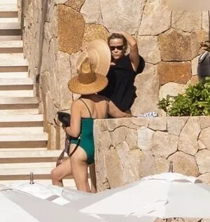 Reese Witherspoon / reesew / reesewitherspoon nude photo #0173