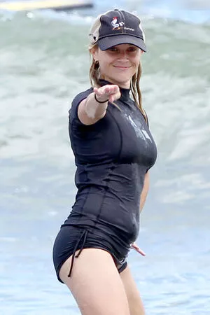 Reese Witherspoon / reesew / reesewitherspoon nude photo #0191