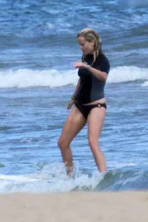Reese Witherspoon / reesew / reesewitherspoon nude photo #0197