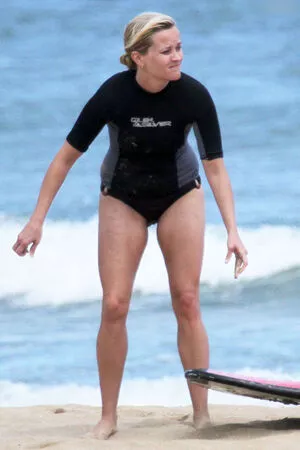 Reese Witherspoon / reesew / reesewitherspoon nude photo #0201