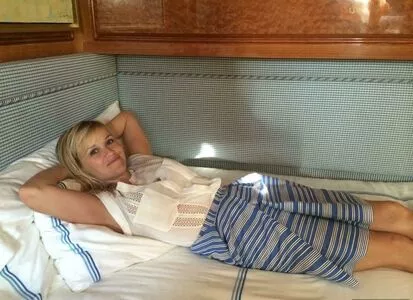 Reese Witherspoon / reesew / reesewitherspoon nude photo #0273