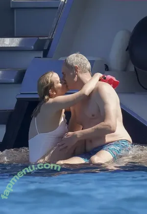 Reese Witherspoon / reesew / reesewitherspoon nude photo #0421