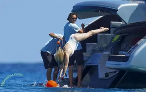 Reese Witherspoon / reesew / reesewitherspoon nude photo #0422