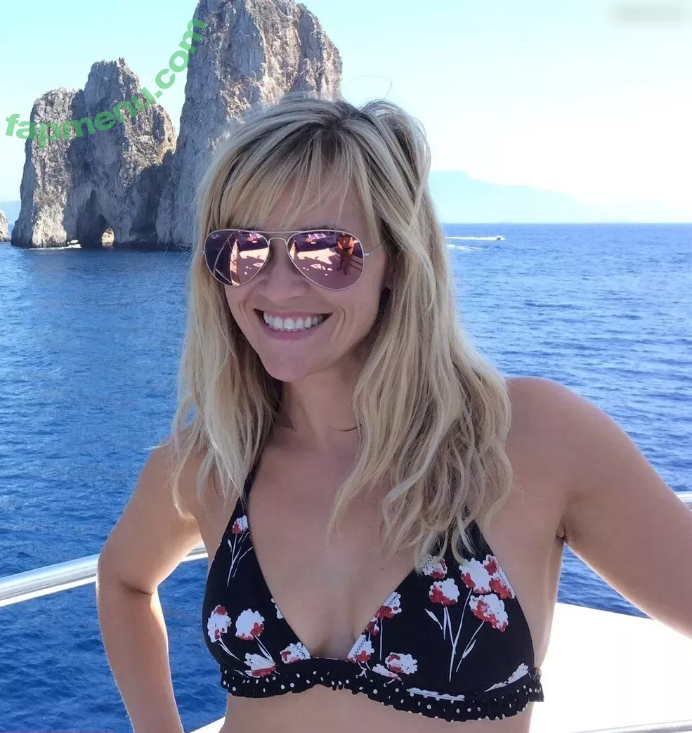 Reese Witherspoon nude photo #0159 (reesew / reesewitherspoon)