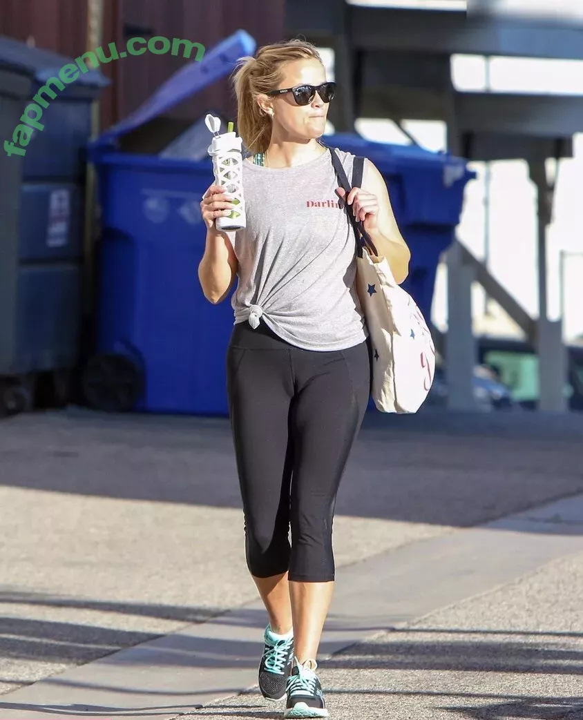 Reese Witherspoon nude photo #0161 (reesew / reesewitherspoon)
