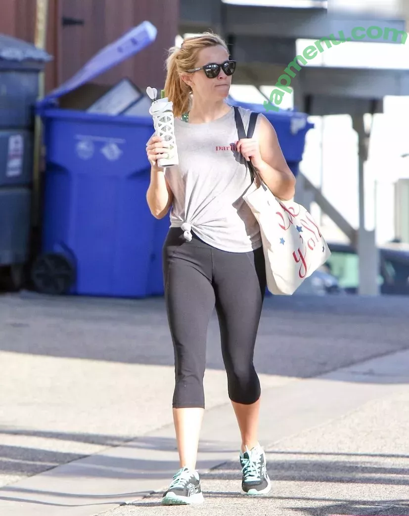 Reese Witherspoon nude photo #0167 (reesew / reesewitherspoon)