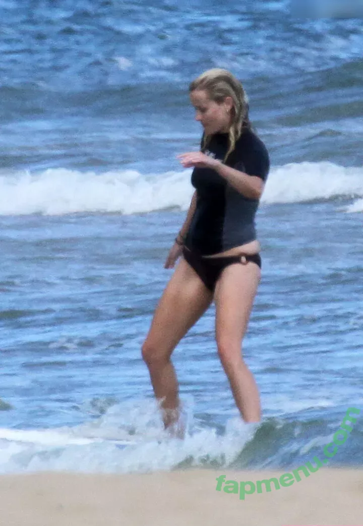 Reese Witherspoon nude photo #0197 (reesew / reesewitherspoon)