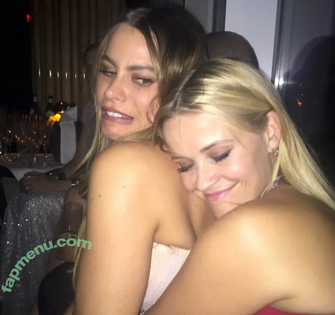 Reese Witherspoon nude photo #0393 (reesew / reesewitherspoon)