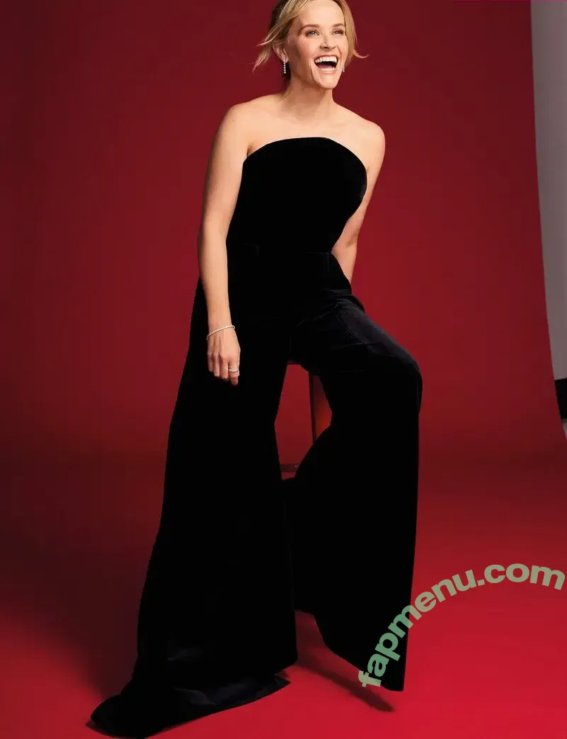 Reese Witherspoon nude photo #0473 (reesew / reesewitherspoon)