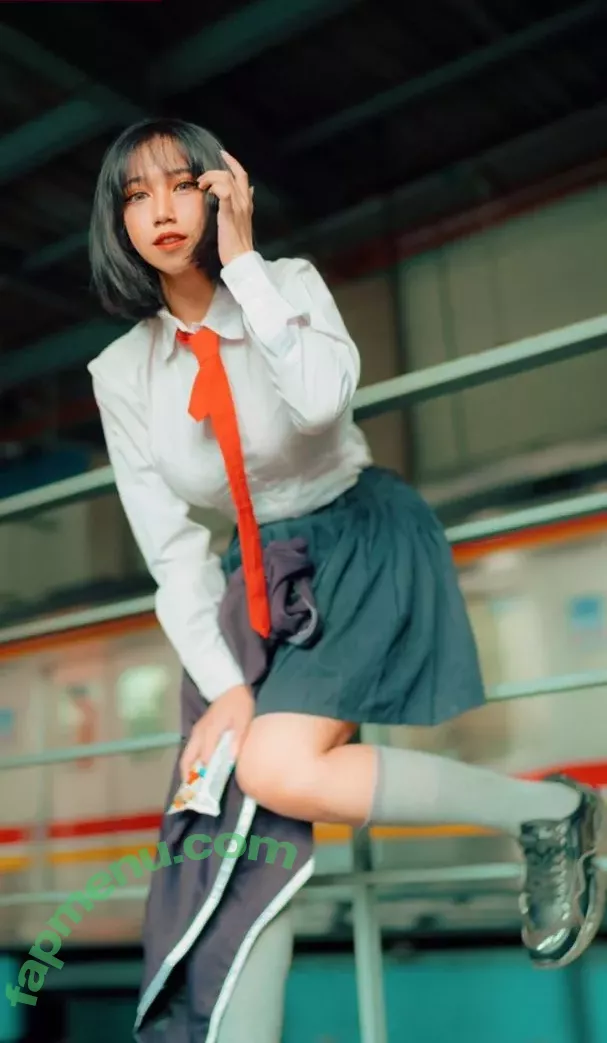 Refeen nude photo #0002 (Refina / referrals)