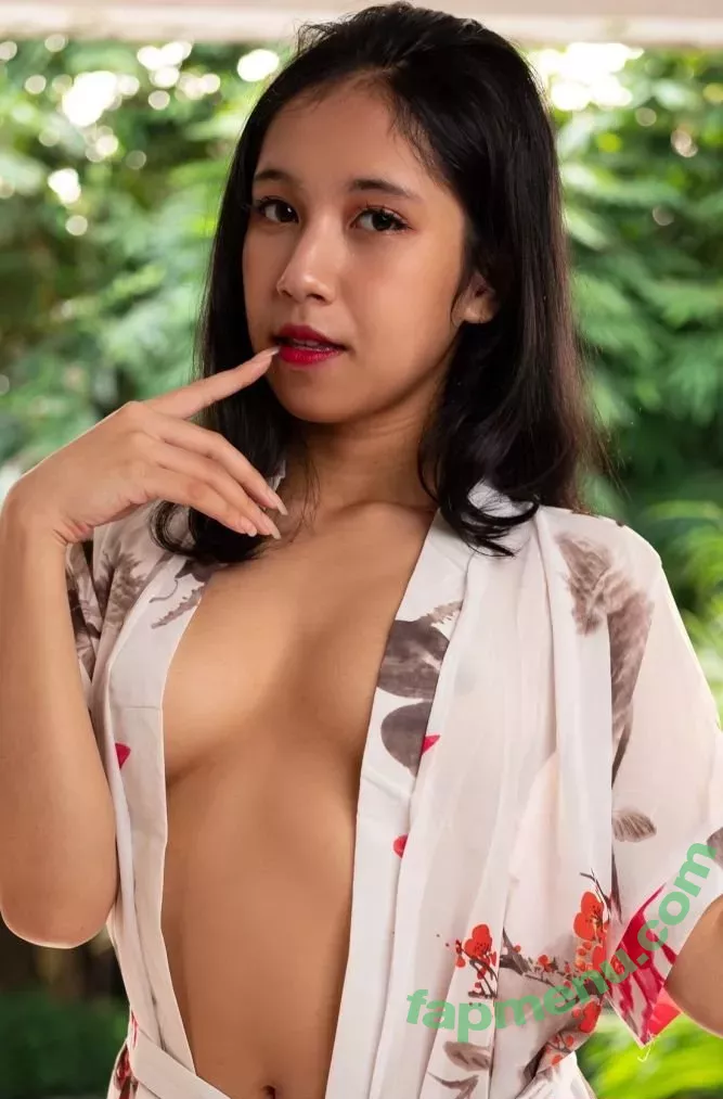 Refeen nude photo #0051 (Refina / referrals)